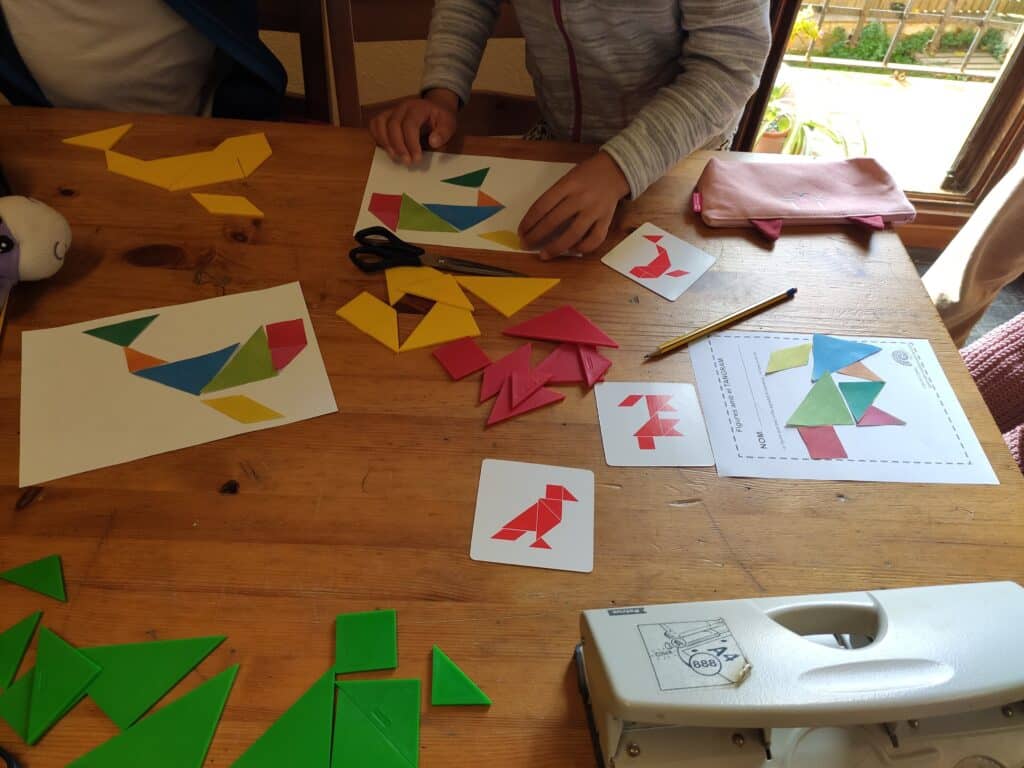 Tangram en primaria para trabajar las figuras geométricas y la composición y descomposición